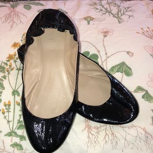Ballet flats sinched